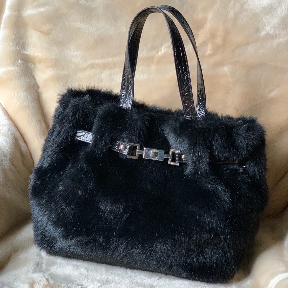 Tianna Faux Fur Bag